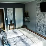 Gaestehaus Waldeck Гросгмайн