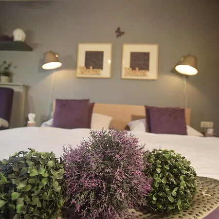 Gaestehaus Waldeck 그로스크메인